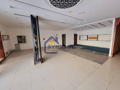 محل تجاري  للايجار في بر دبي، دبي - WhatsApp Image 2024-10-29 at 9.33. 12 PM. jpeg
