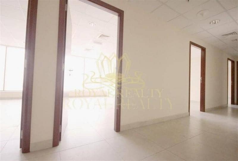 Huge Office |4 Managers Rooms |Parking Huge Office |4 Managers Rooms |Parking