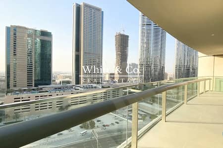 2 Bedroom Apartment for Sale in Downtown Dubai, Dubai - Luxury | Iconic View | Motivated Seller