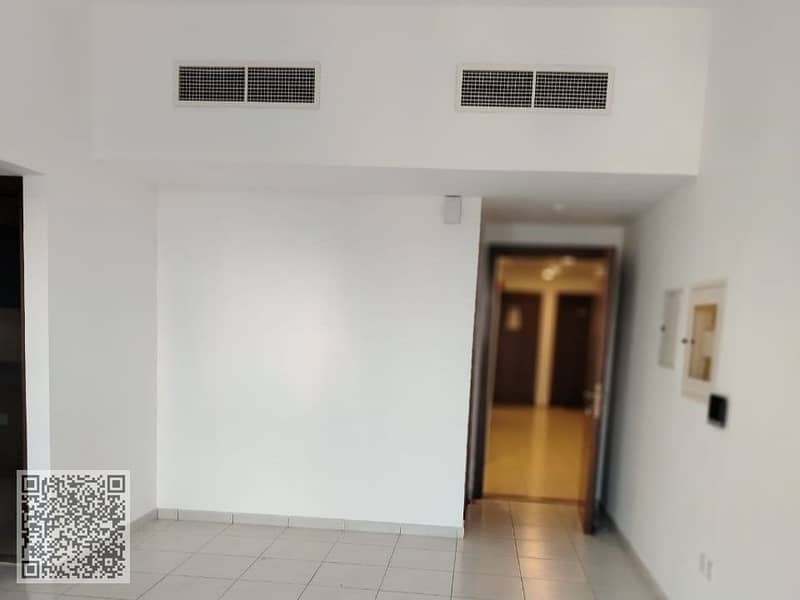 6 63703d88-12c6-4d83-8405-fde7e0e84cae. jpg