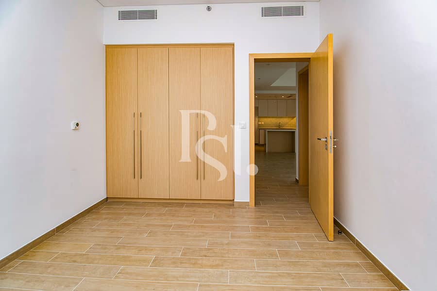 7 1BRM-Unit-305-Mayan-1-Yas-Island-Abu-Dhabi-UAE (15). jpg