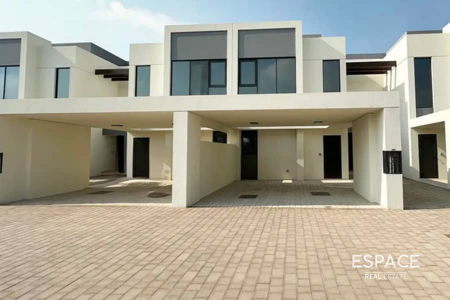 Вилла в Таун Сквер,Шамс Таунхаусы, 3 cпальни, 2995000 AED - 12022989 Вилла в Таун Сквер,Шамс Таунхаусы, 3 cпальни, 2995000 AED - 12022989