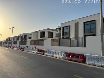 4 Bedroom Villa for Sale in Al Furjan, Dubai - Twin Villa | Brand New