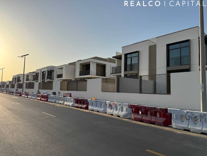 Twin Villa | Brand New Twin Villa | Brand New