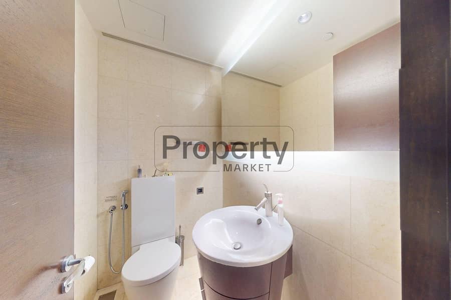 10 U-7636-Downtown-Burj-Khalifa-2BR-06242025_175651. jpg