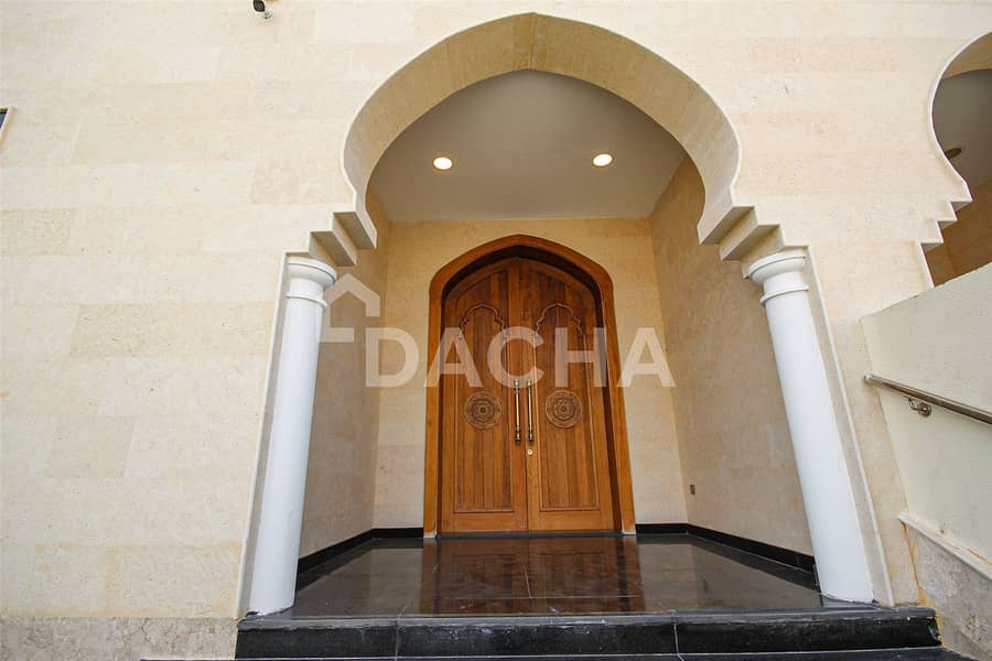 Вилла в Аль Барша,Аль Барша 2, 5 спален, 450000 AED - 11299120 Вилла в Аль Барша,Аль Барша 2, 5 спален, 450000 AED - 11299120