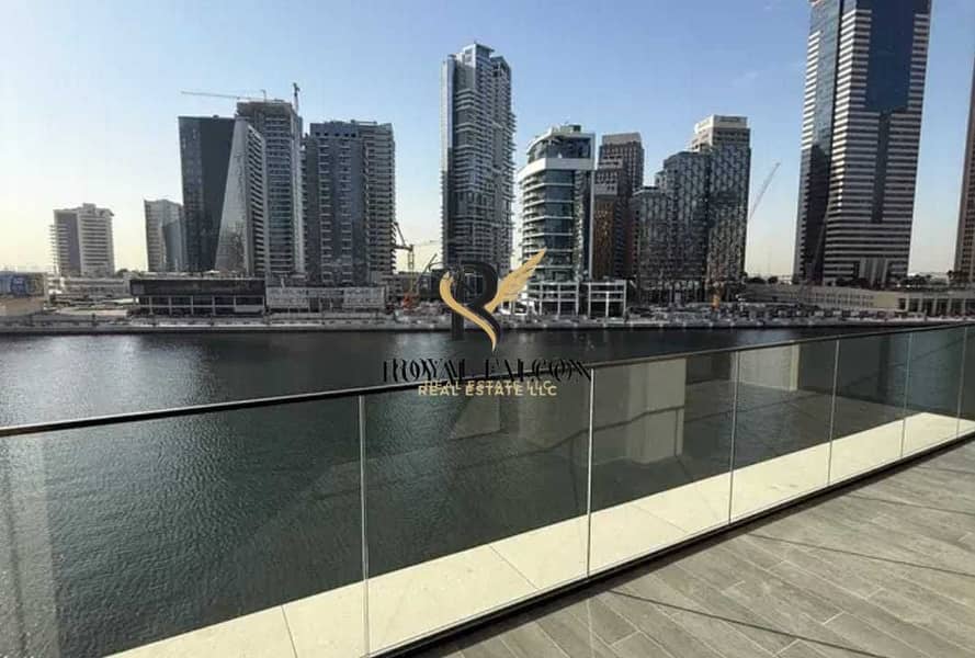 Elegant | 3 Bedroom Unit | Peninsula Five