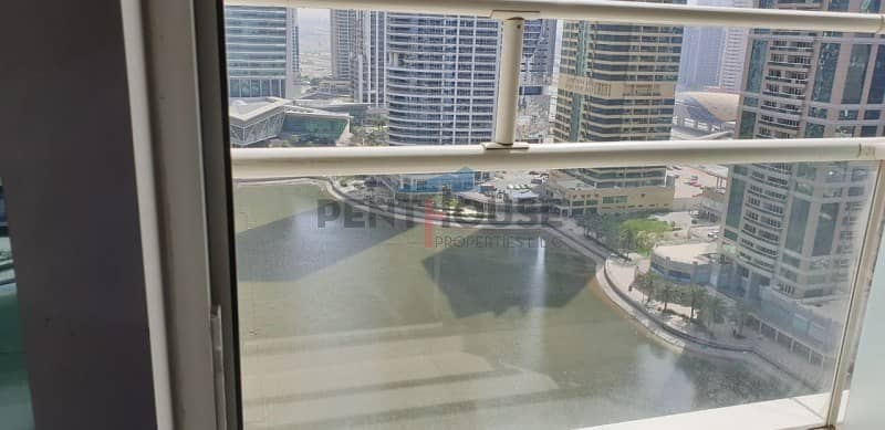 Beautifully furnished 1 bed Full Lake View