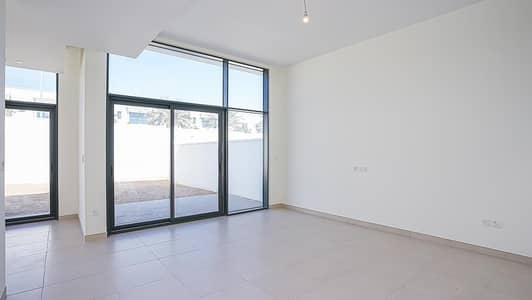 4 Bedroom Villa for Rent in Al Furjan, Dubai - Elegant Villa | Prime Location | Vacant