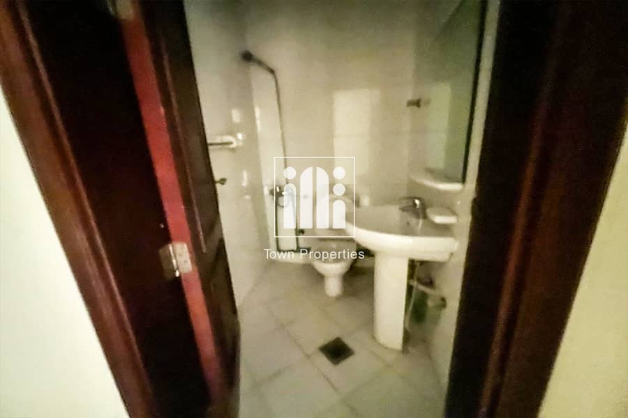 9 06. jpg