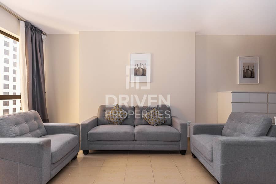 Fully Furnished Unit with Community View Fully Furnished Unit with Community View