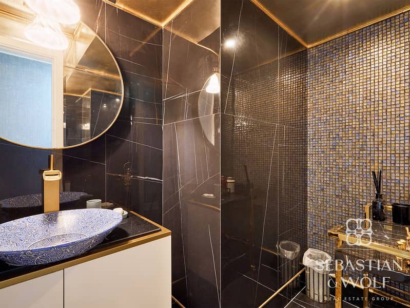 19 Washroom 4. jpg