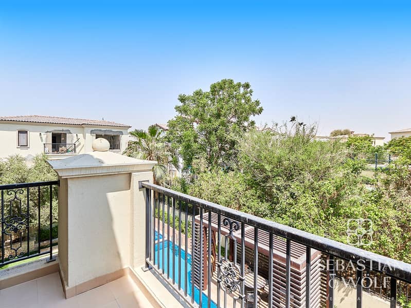 21 Balcony 2. jpg