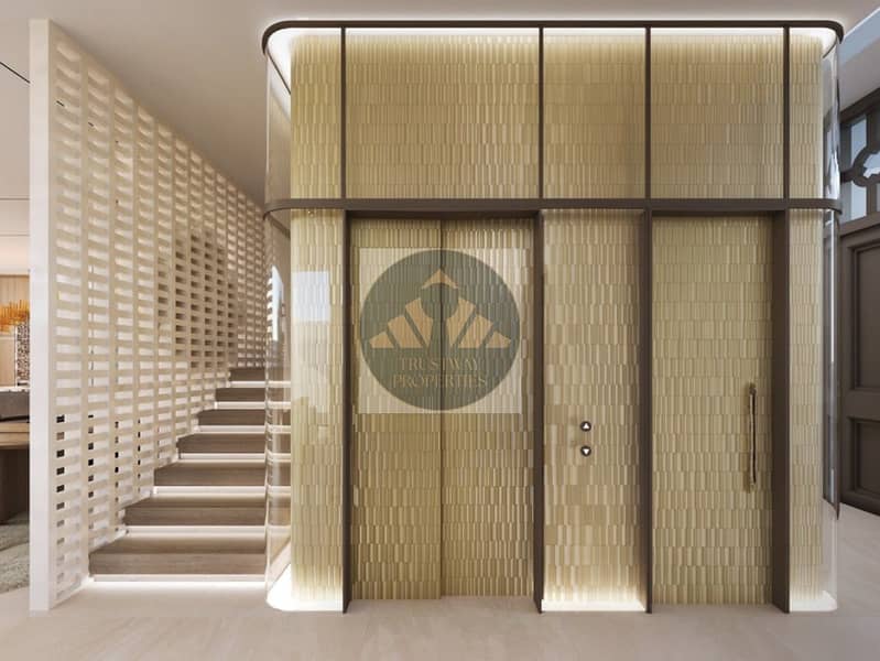 9 villa elevator. jpg