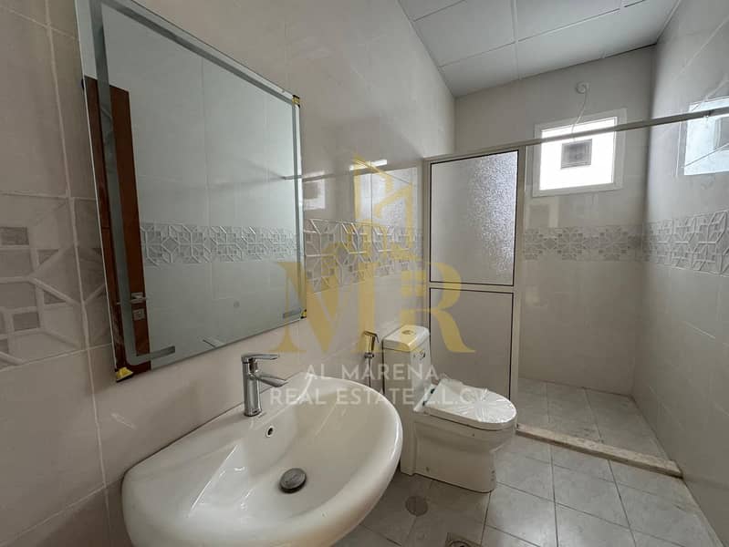 35 IMG-20250515-WA1085. jpg