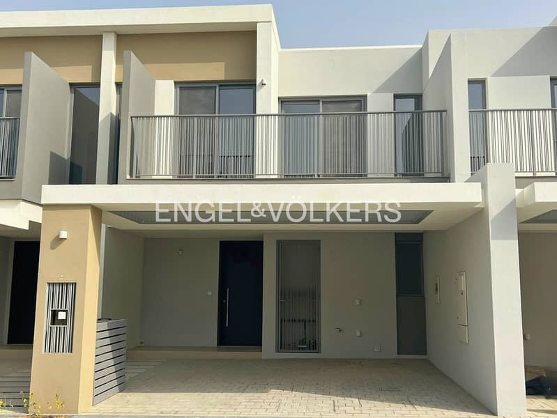 位于蒂拉尔阿尔加夫综合社区,伊兰住宅区 3 卧室的联排别墅 220000 AED - 12027273 位于蒂拉尔阿尔加夫综合社区,伊兰住宅区 3 卧室的联排别墅 220000 AED - 12027273