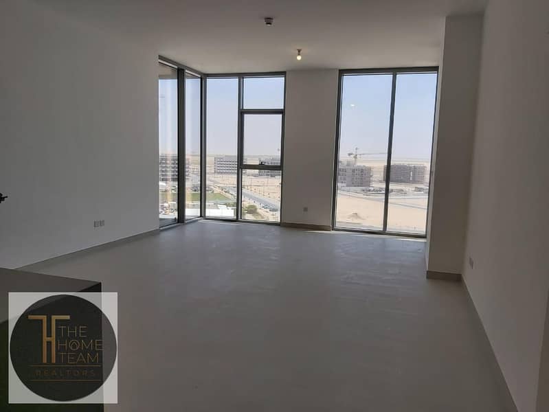 Unfurnished | Prime Location | Good Layout