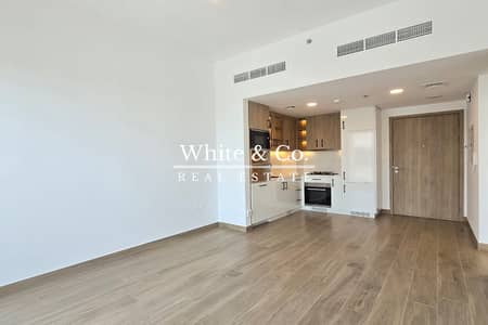 1 Bedroom Apartment for Rent in Town Square, Dubai - Mid Floor | Fitted Kitchen | Vacant Now