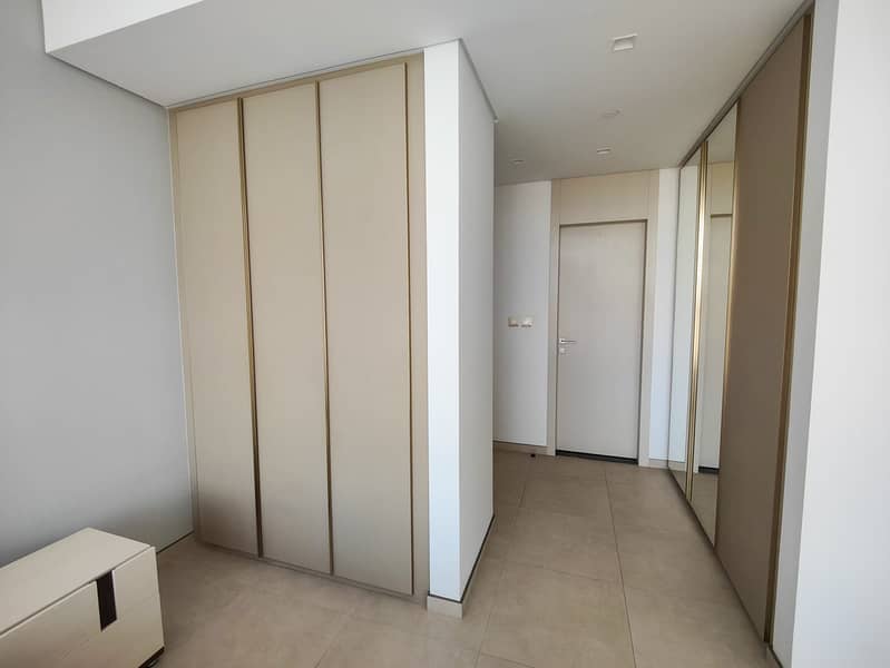 7 LUXURY_RESORT_I_SEMI-FURNISHED_I_VACANT-9. jpg