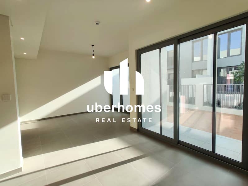位于蒂拉尔阿尔加夫综合社区,伊兰住宅区 3 卧室的联排别墅 210000 AED - 12027983 位于蒂拉尔阿尔加夫综合社区,伊兰住宅区 3 卧室的联排别墅 210000 AED - 12027983