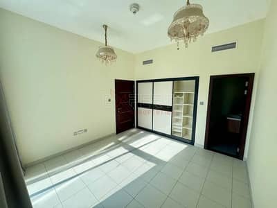 1 Bedroom Flat for Rent in Dubai Studio City, Dubai - Well Maintain | Great Amenities | Ready to Move