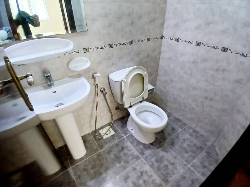 9 20250625_111949. jpg