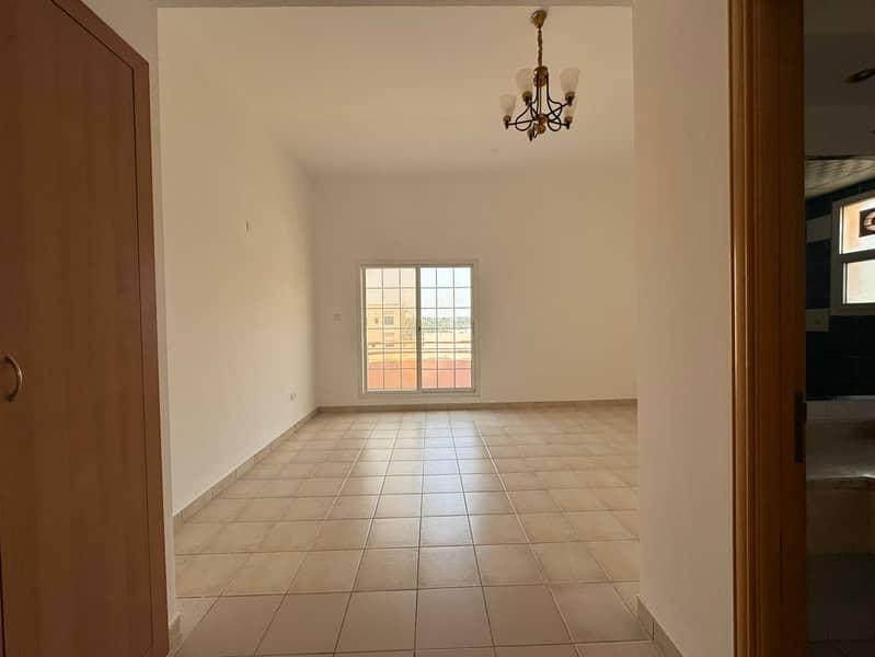 5 8db10de4-a5c7-454d-9747-046e6f5bcda5. JPG