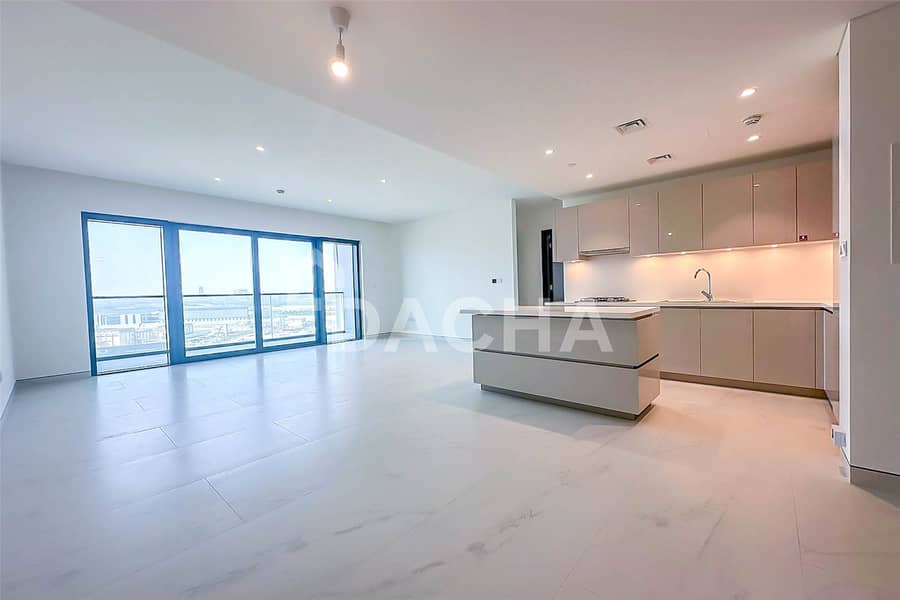 Prestine | Skyline Sea View | Spacious | Corner Prestine | Skyline Sea View | Spacious | Corner