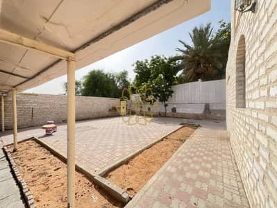 فیلا 5 غرف نوم للايجار في الجزات، الشارقة - IMG-20250625-WA0104. jpg