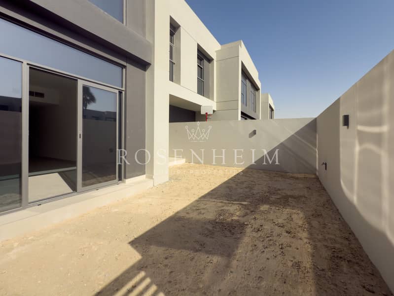Single Row | Brand New |  Vacant Now |  Appliances