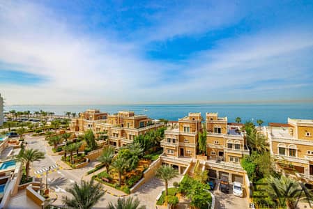 2 Bedroom Apartment for Rent in Palm Jumeirah, Dubai - Full Sea View | Private Beach Access