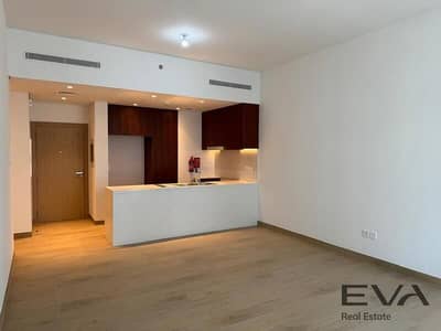 2 Bedroom Apartment for Sale in Jumeirah, Dubai - Burj Khalifa View | Large terrace | Podium level