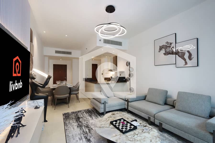 Luxury 2BR Waterfront Oasis in Marina Gate I by Livbnb