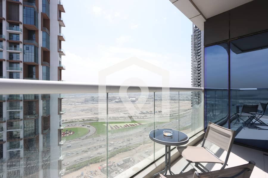 Stylish 2BR Paramount Apt | Near Downtown