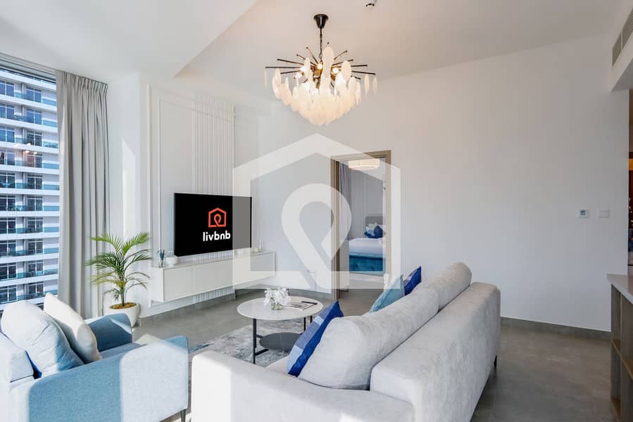 Deluxe 1BR Corner Suite with Marina Views - Image 13