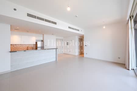 2 Bedroom Flat for Sale in Dubai Creek Harbour, Dubai - Creek And Pool View | Vacant | Spacious