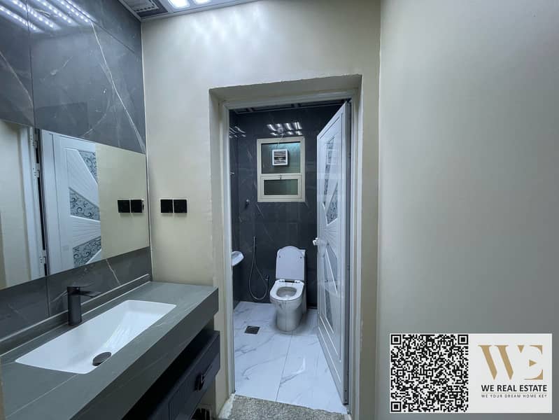 4 e47a1359-4dbf-4cb8-8ac8-5590ddba9fdd. jpg