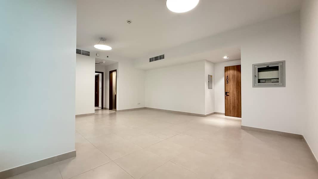 2 HALL 2. jpeg