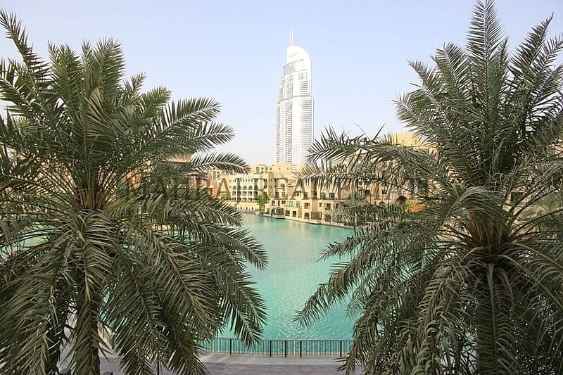 Breathtaking view of Lake and Burj Khalifa