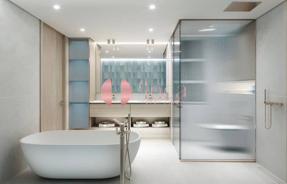 13 Bathroom. jpg