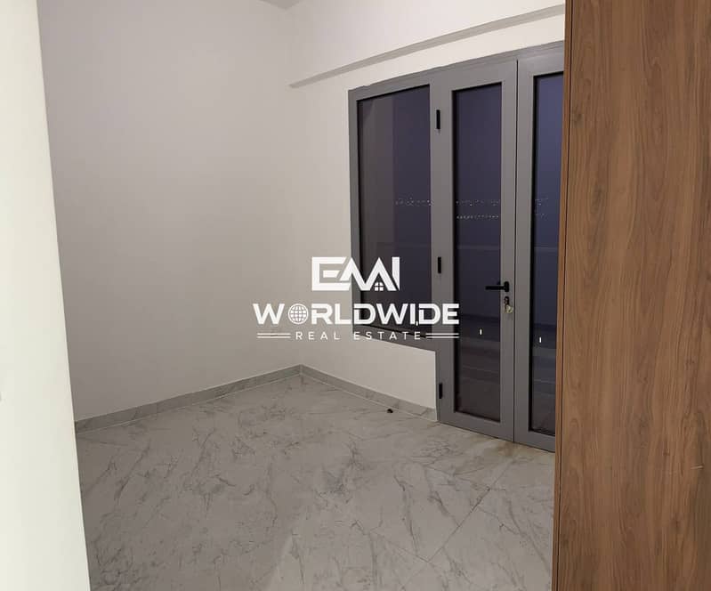 3 bedroom 1. jpg