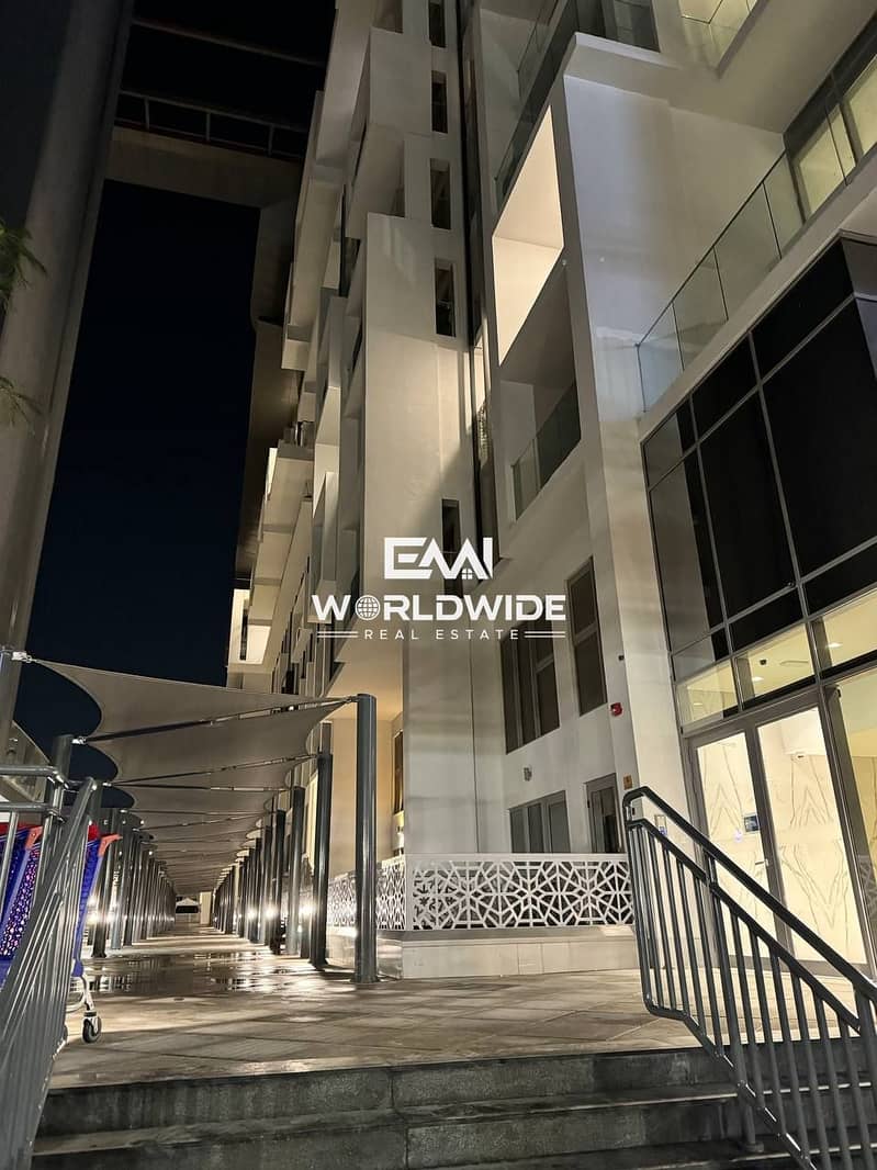 4 entrance. jpg
