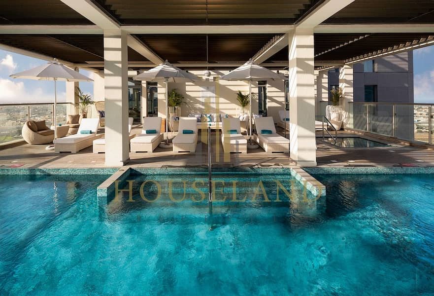 3 MABB - Infinity Pool daytime. jpg