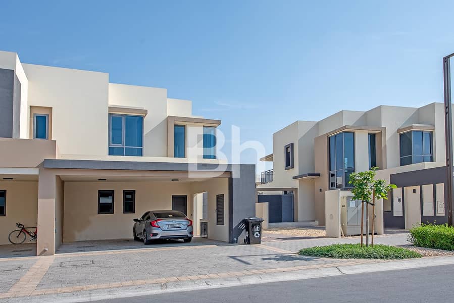 Corner Unit | Huge Plot | Prime Location