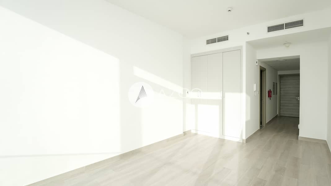 4 AZCO REAL ESTATE-7. jpg