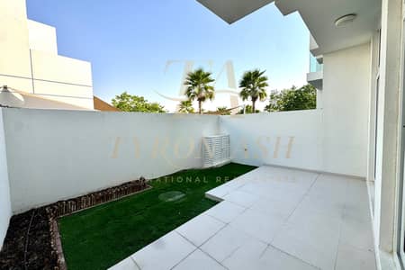4 Bedroom Townhouse for Sale in DAMAC Hills 2 (Akoya by DAMAC), Dubai - Semi Single Row / Vacant / Large Terrace