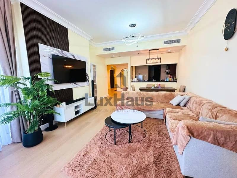 2 living area. jpeg