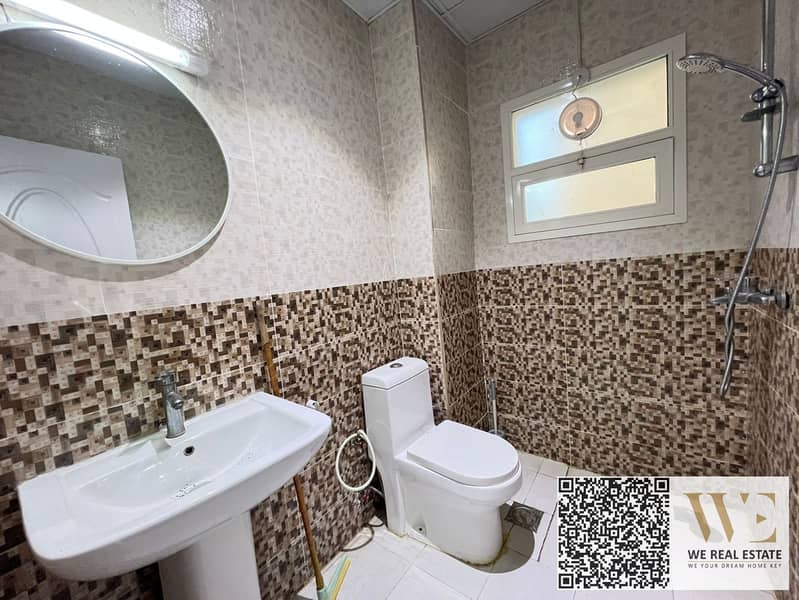 3 e8878f2e-7bf6-4ded-8bed-f541184b56d2. jpg
