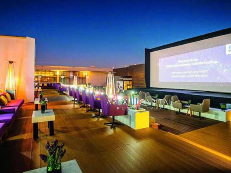 11 Brochure_compressed (1) conv 21. jpg
