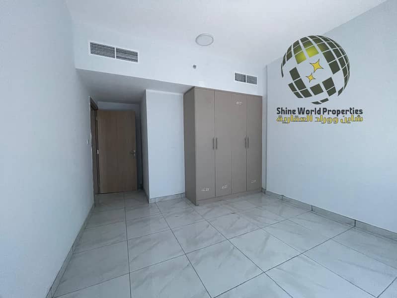 2 1f23edfc-6e56-4b5c-a9af-bb48e00373c6. jpg
